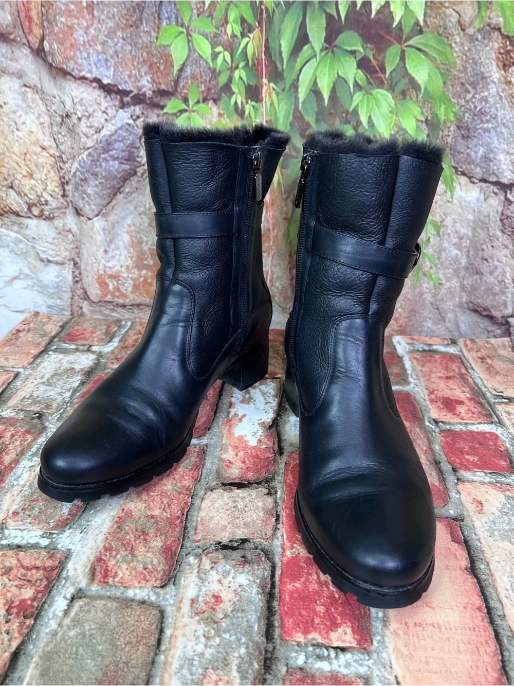 BLONDO Black Leather AquaProtect Shearling Lined Waterproof Block Heel Boots, 9M